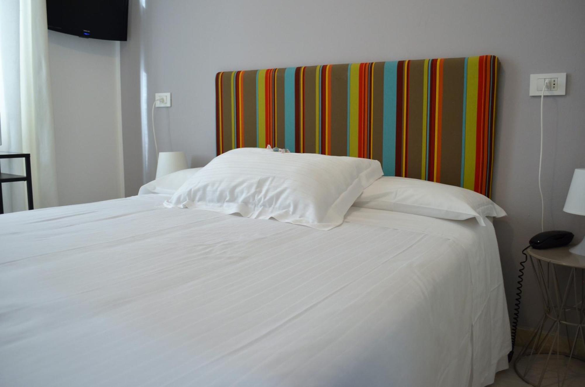 Hotel Spot Varazze Habitación foto